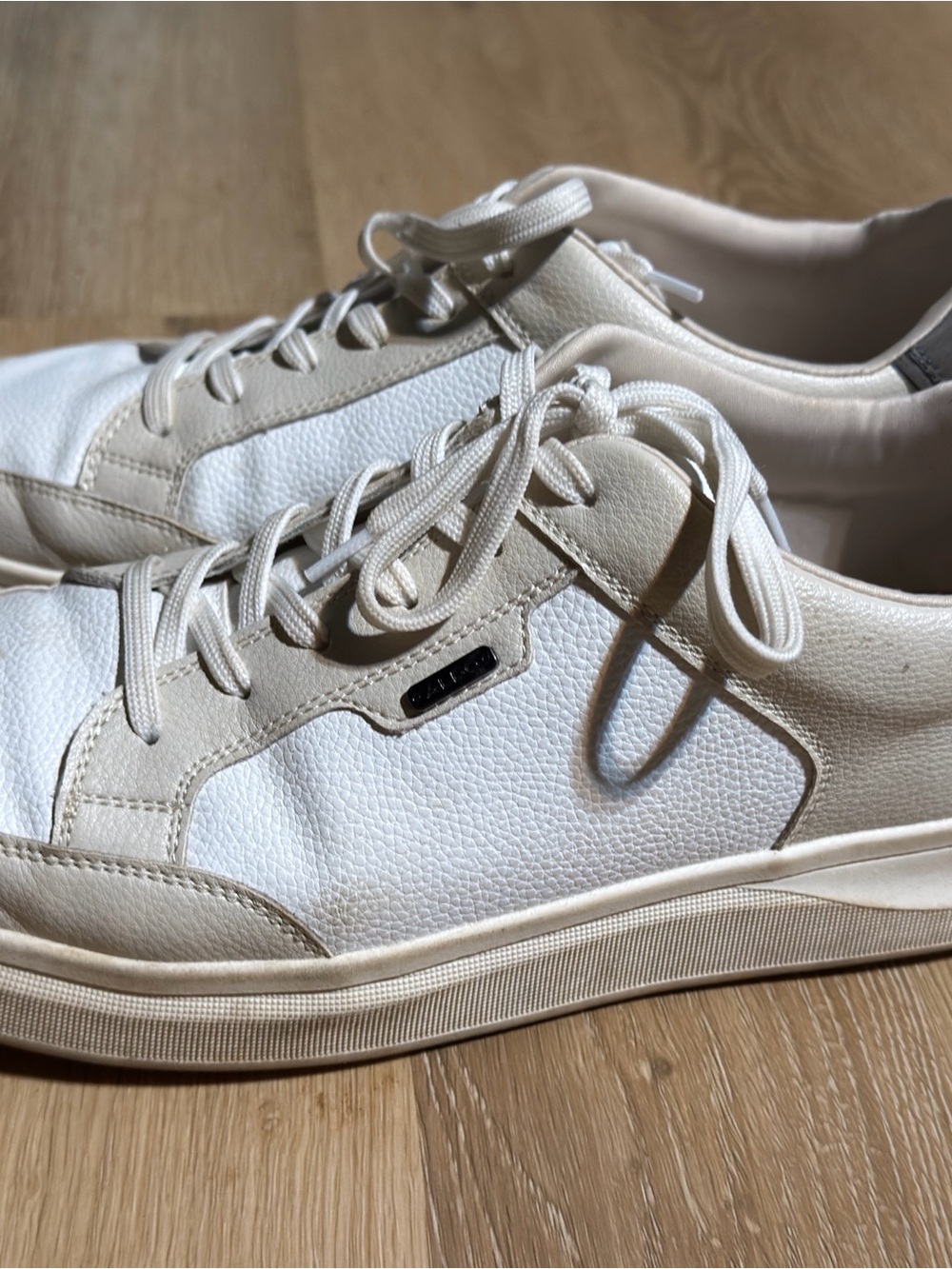 Aldo Low-Top Sneakers in Cream and White